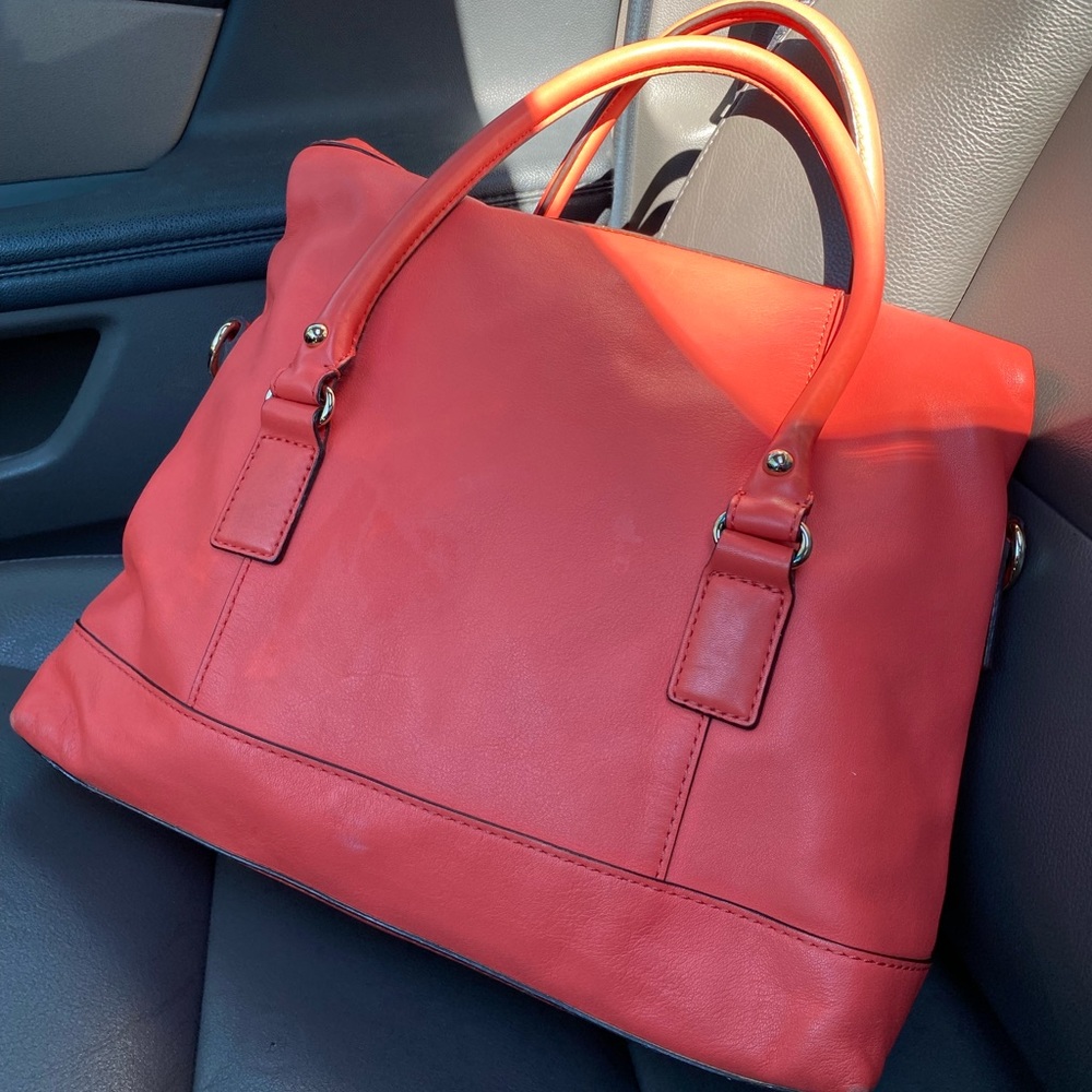 Kate Spade - Picture 2 of 16